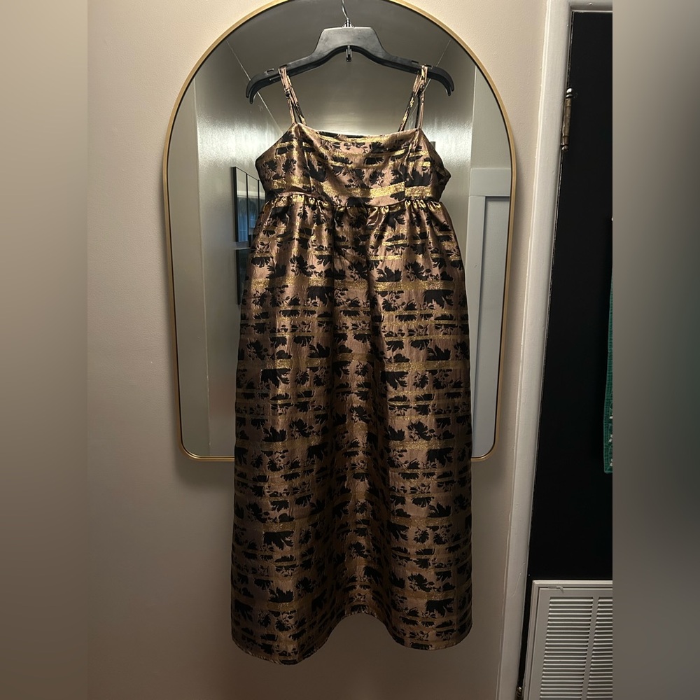Black & Gold puff dress